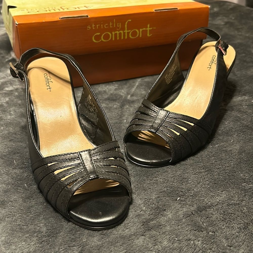 Strictly Comfort Leather sling back wedge Sandals